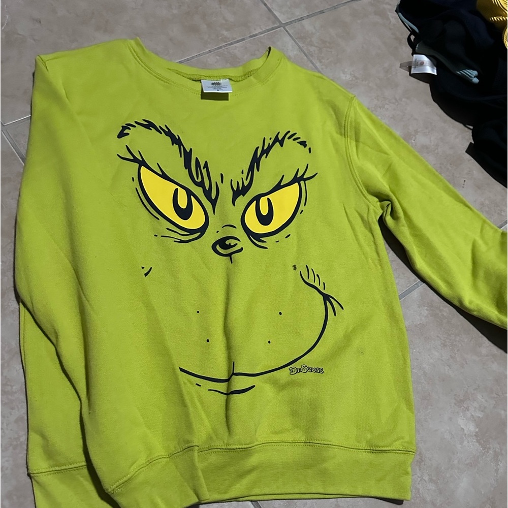 crewneck